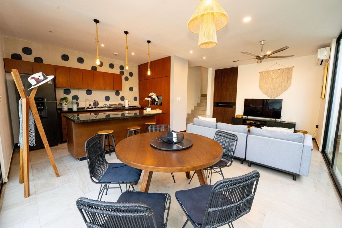 4 de 18: Comedor/cocina/sala
