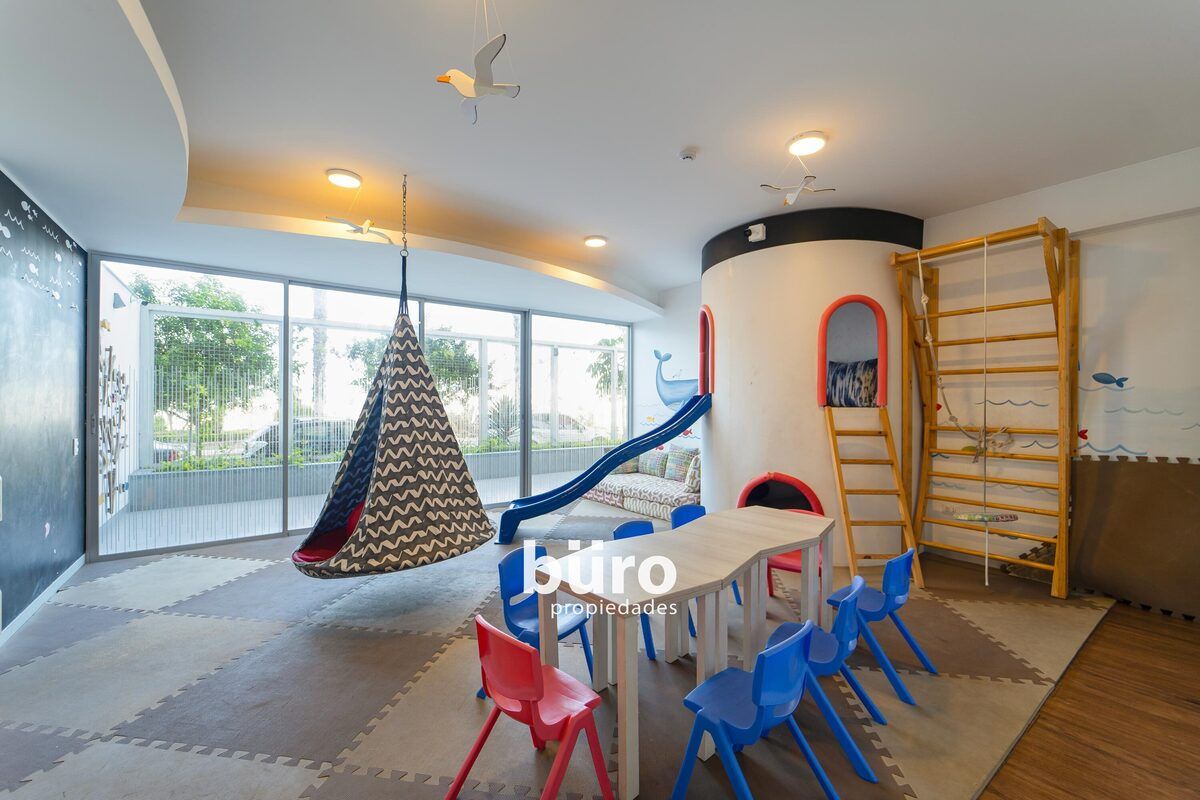 19 de 29: Sala de juegos infantiles de uso común en el primer piso