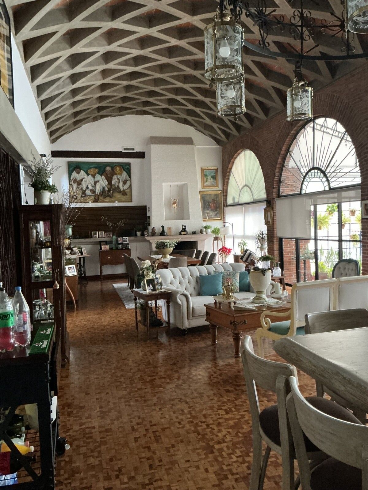 4 de 16: Sala y comedor