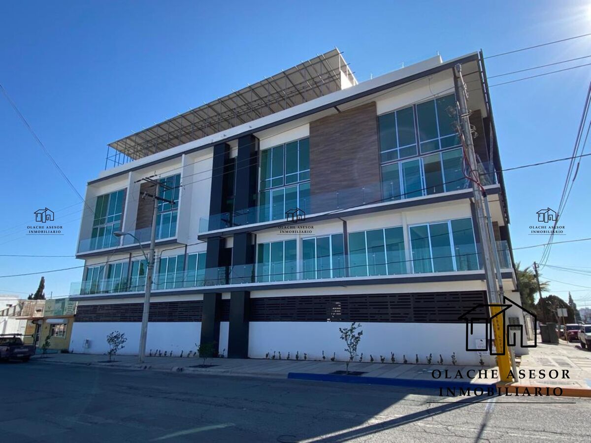 5 de 13: FACHADA
