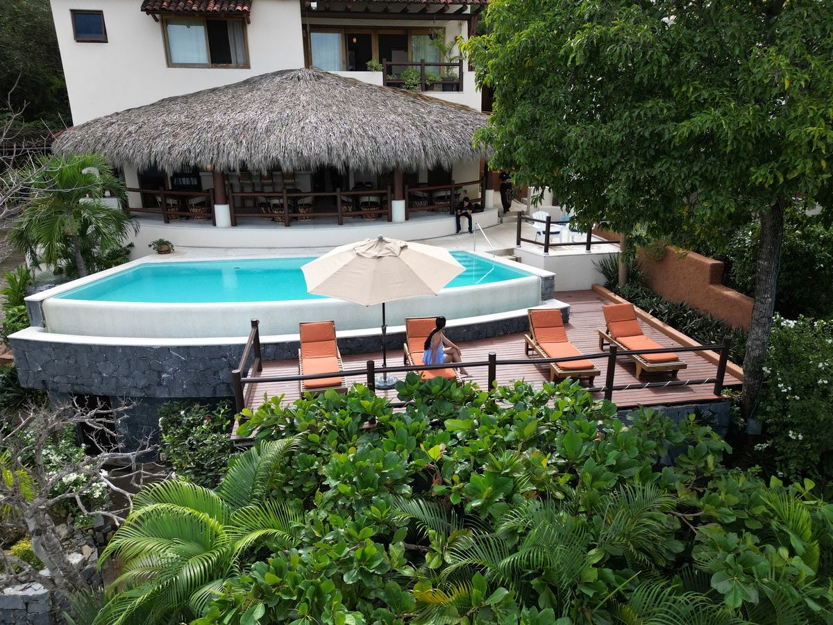 Casa Los Árboles con vista espectacular a la Bahia de Zihuatanejo
