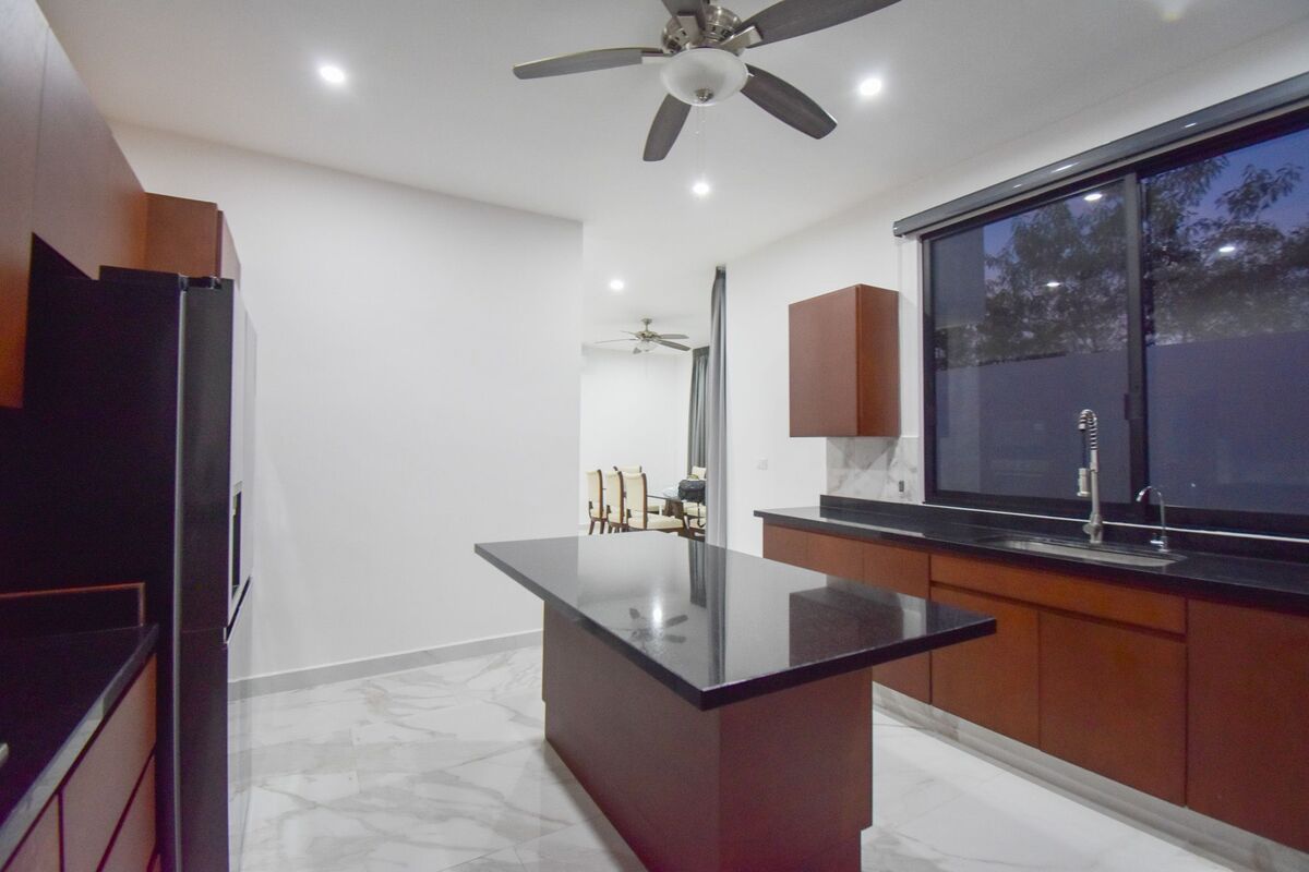 Casa En Venta Temozon Norte