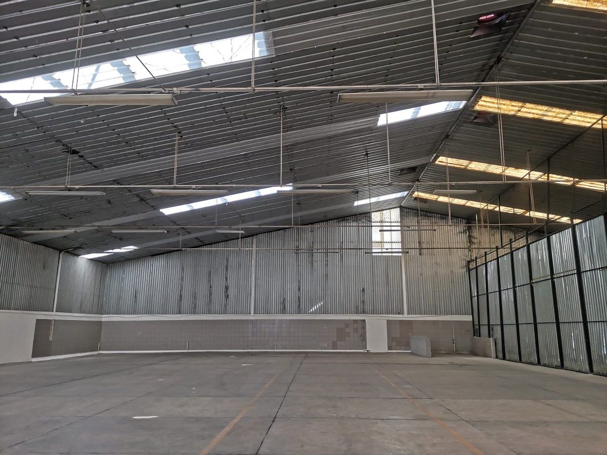 BODEGA EN RENTA 1000m2, foto 1 de 8