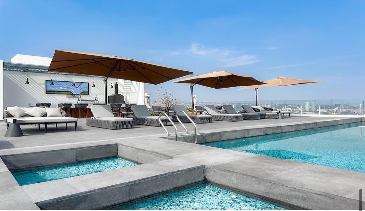 Sky Pool