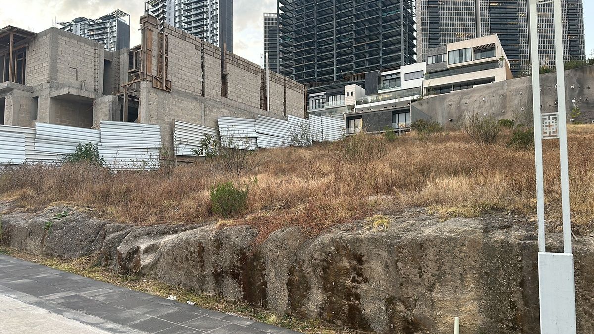 Terreno Exclusivo con Vista Panorámica Al Campo de Golf en Bosque Real - foto 5