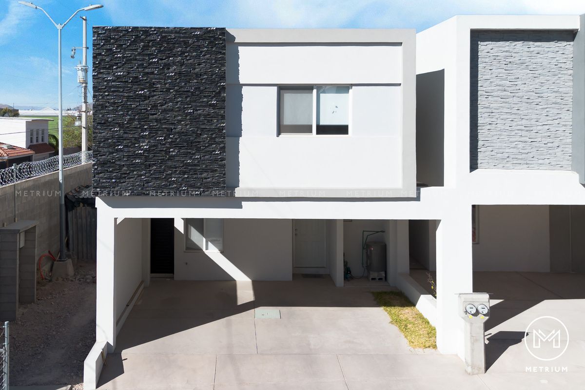 1 de 14: Fachada