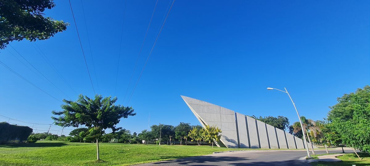 11 de 14: ACCESO RESIDENCIAL