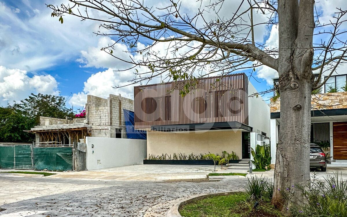 2 de 50: Fachada Frontal