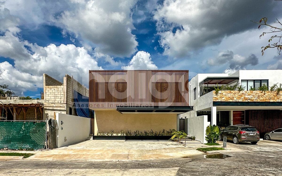 3 de 50: Fachada Frontal
