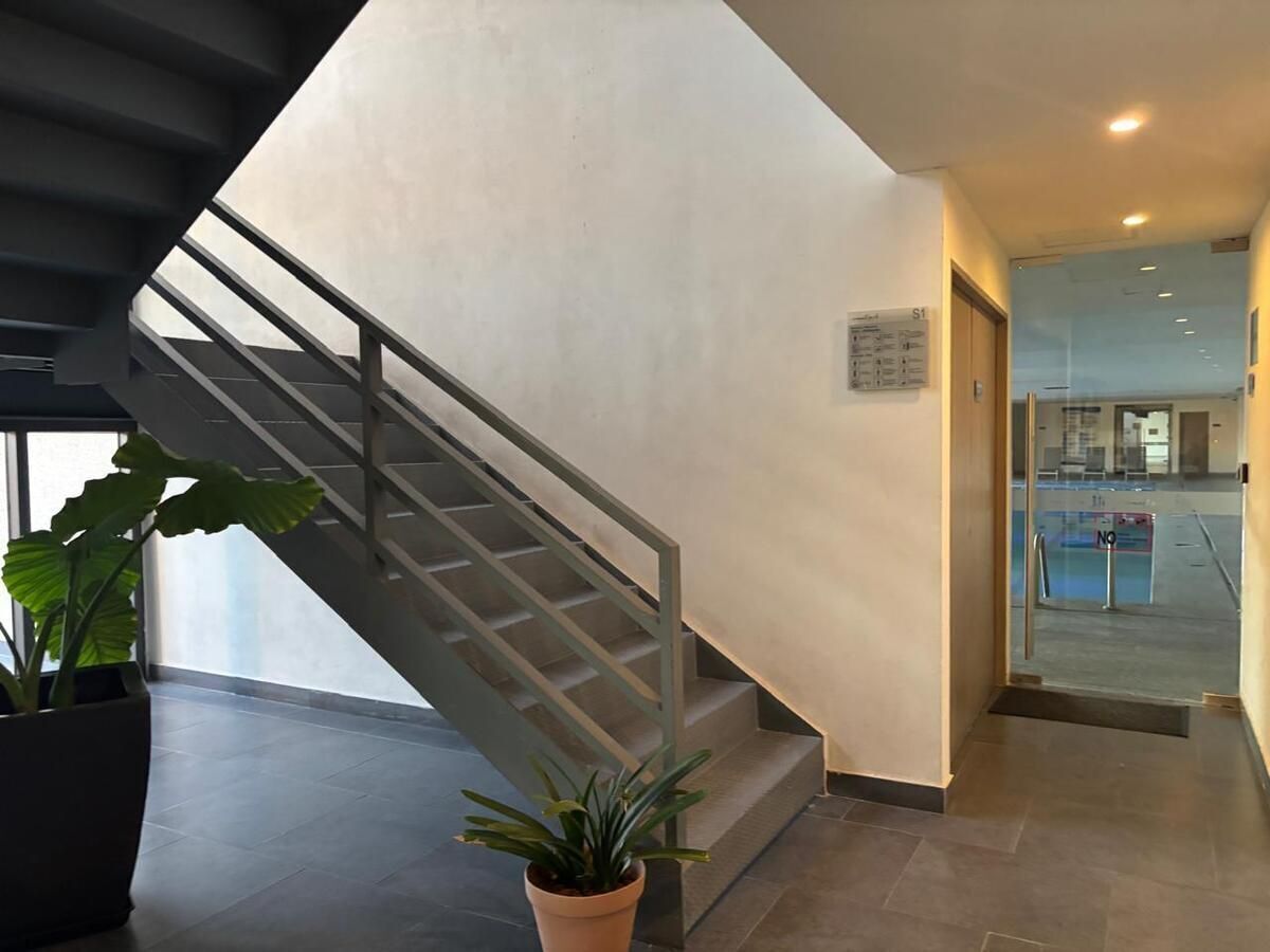 Acceso a alberca y gimnasio.