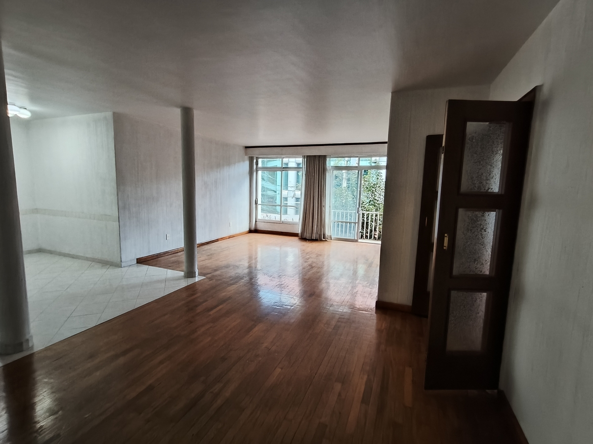 3 de 30: Comedor, sala, vista a antecomedor