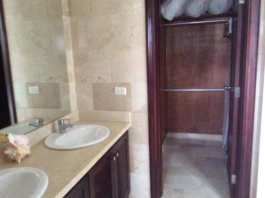 3 de 13: Baño