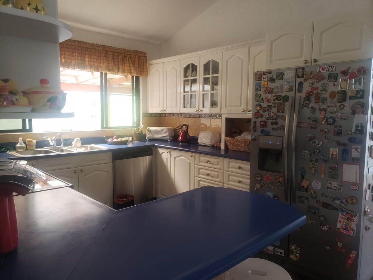 Casa en Venta y Renta  en Condominio Francisco Javier km 16.5