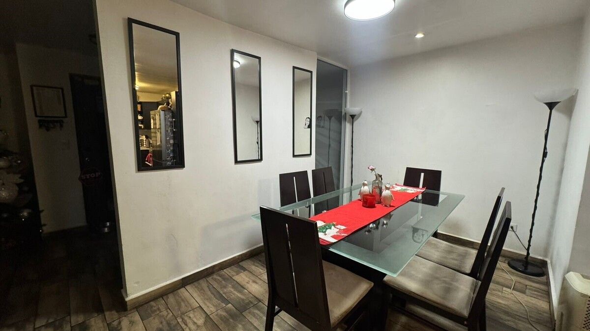 4 of 18: Comedor