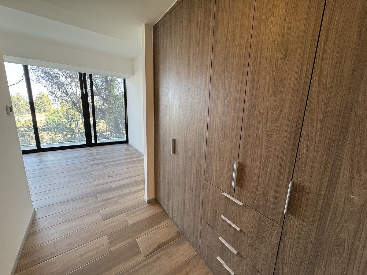 11 de 26: Recámara secundaria 2