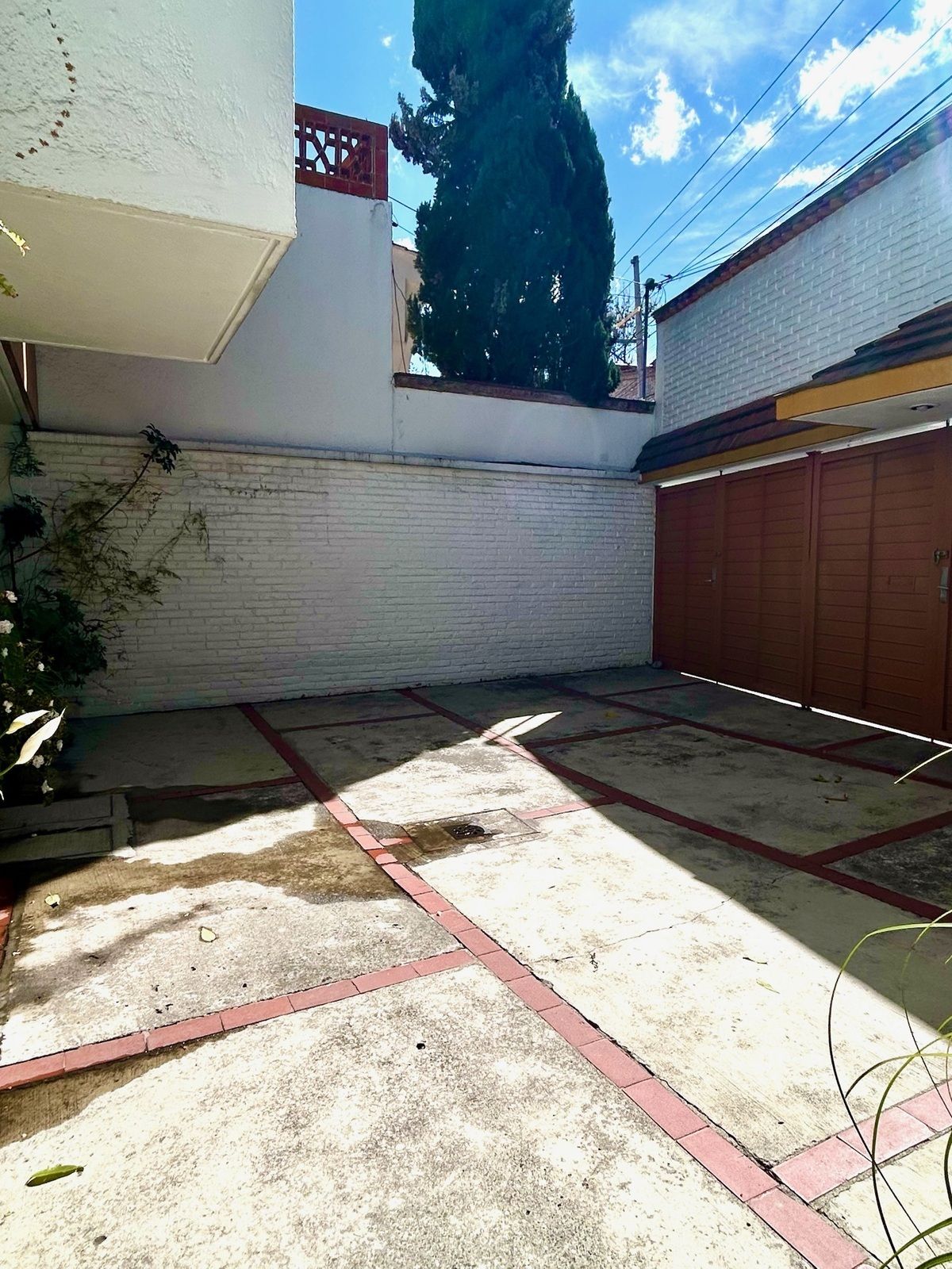 5 of 45: Garage
