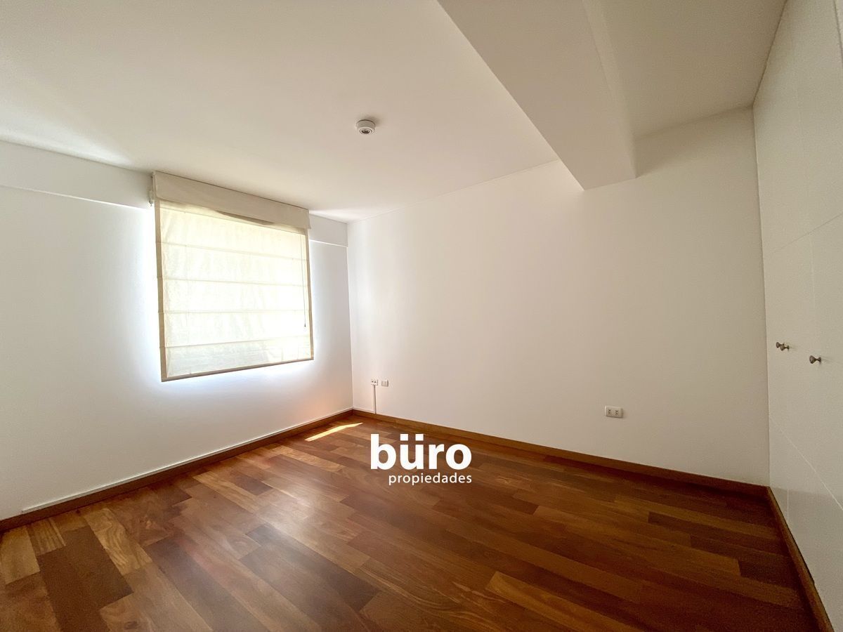 16 de 24: Cuarto secundario
