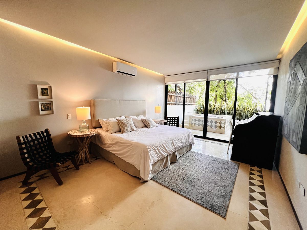 1 de 32: Master bedroom