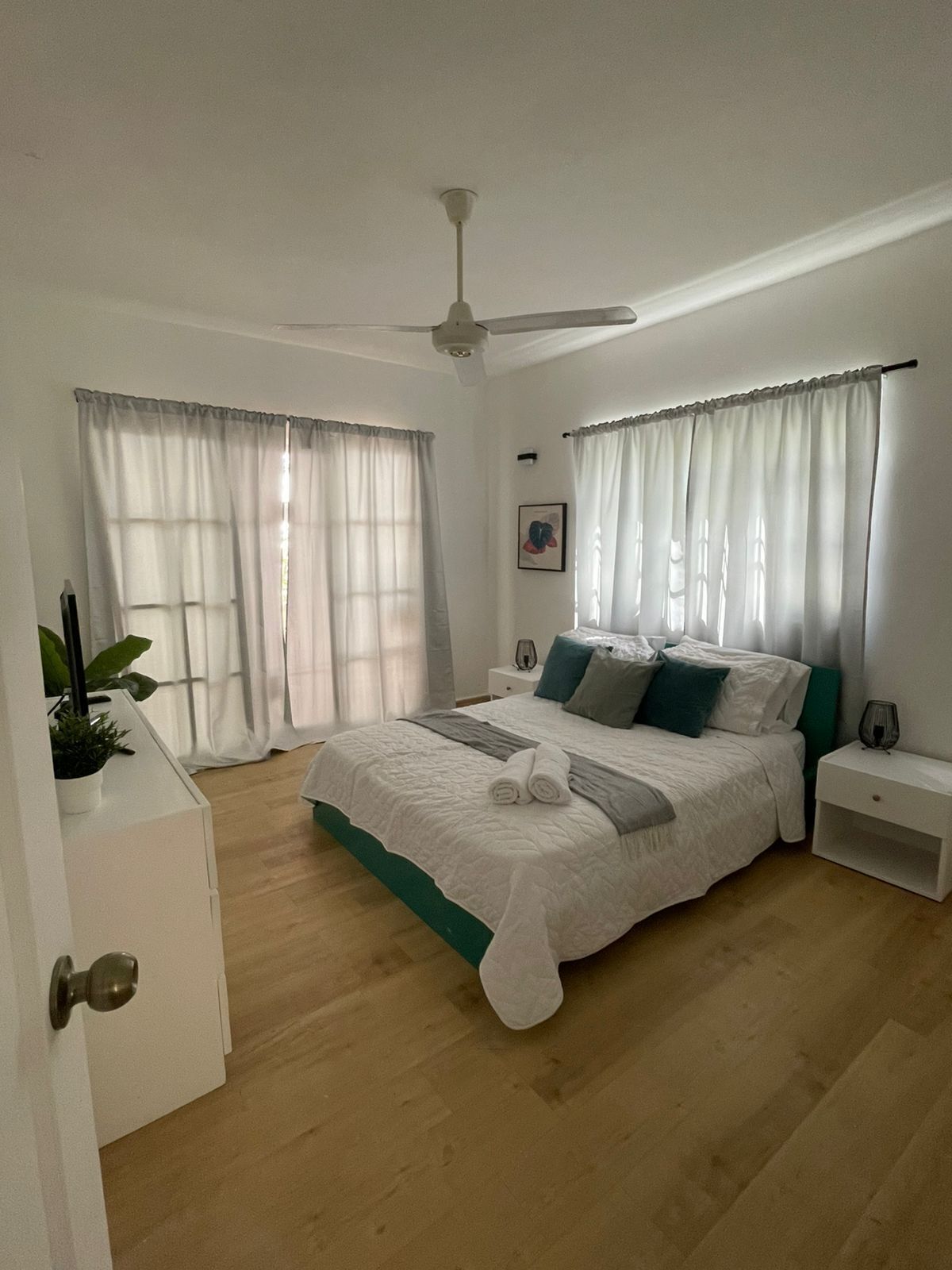 RENTA APARTAMENTO DE PLAYA AMUEBLADO PUNTA CANA, foto 1 de 25