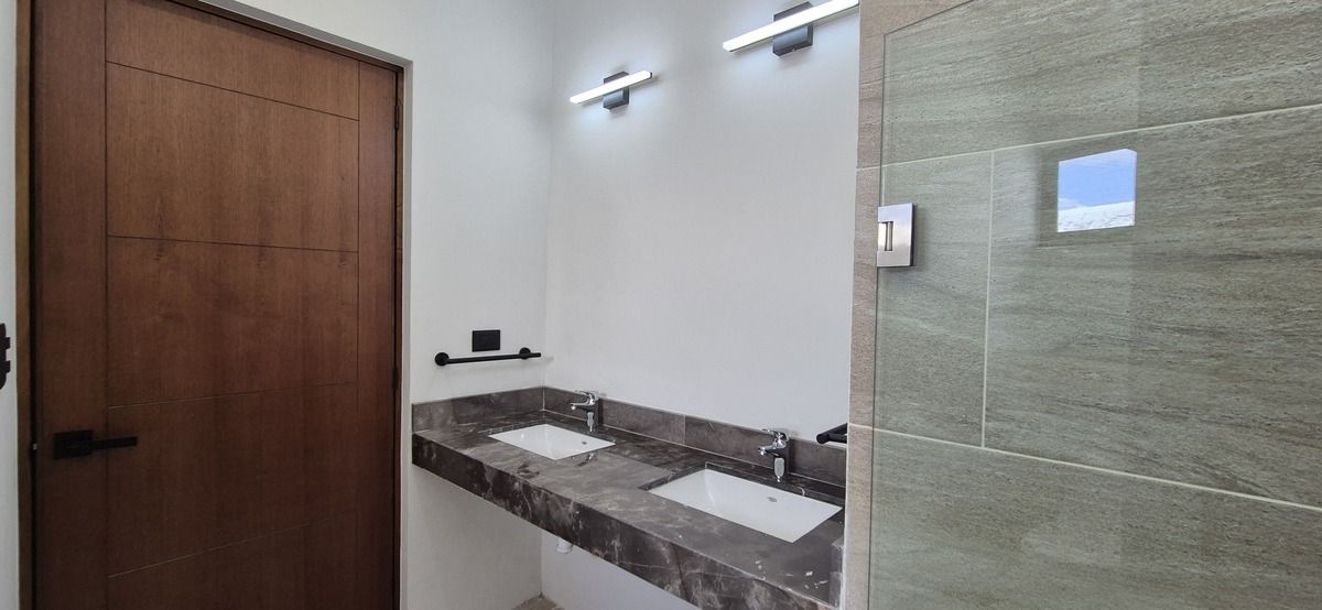 15 de 31: BAÑO