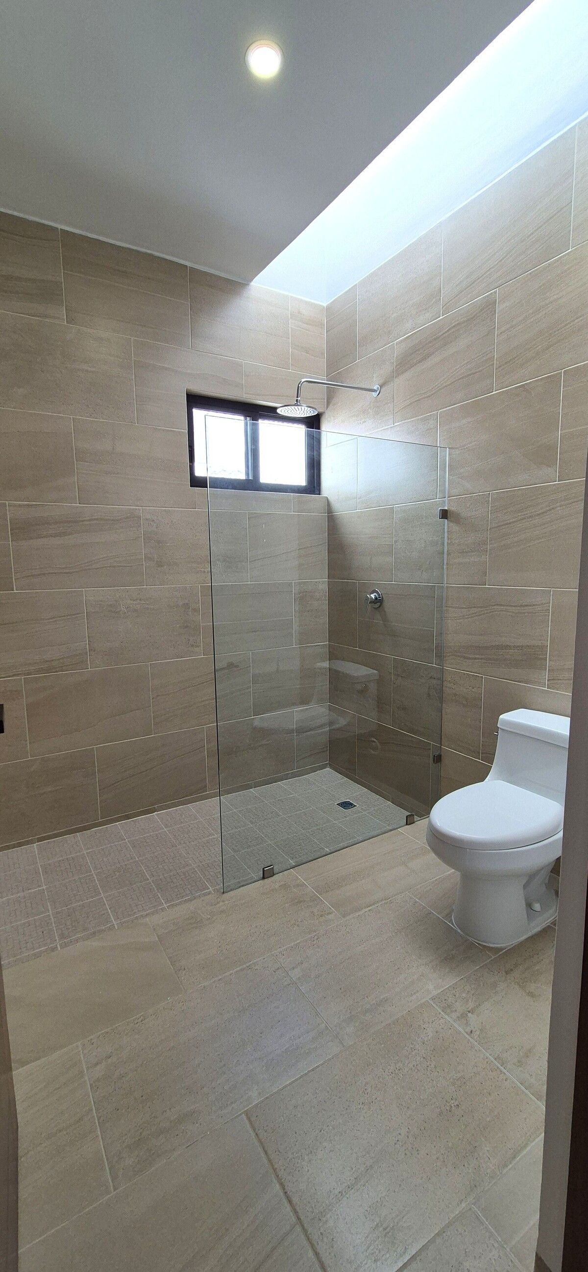 18 de 31: BAÑO 2
