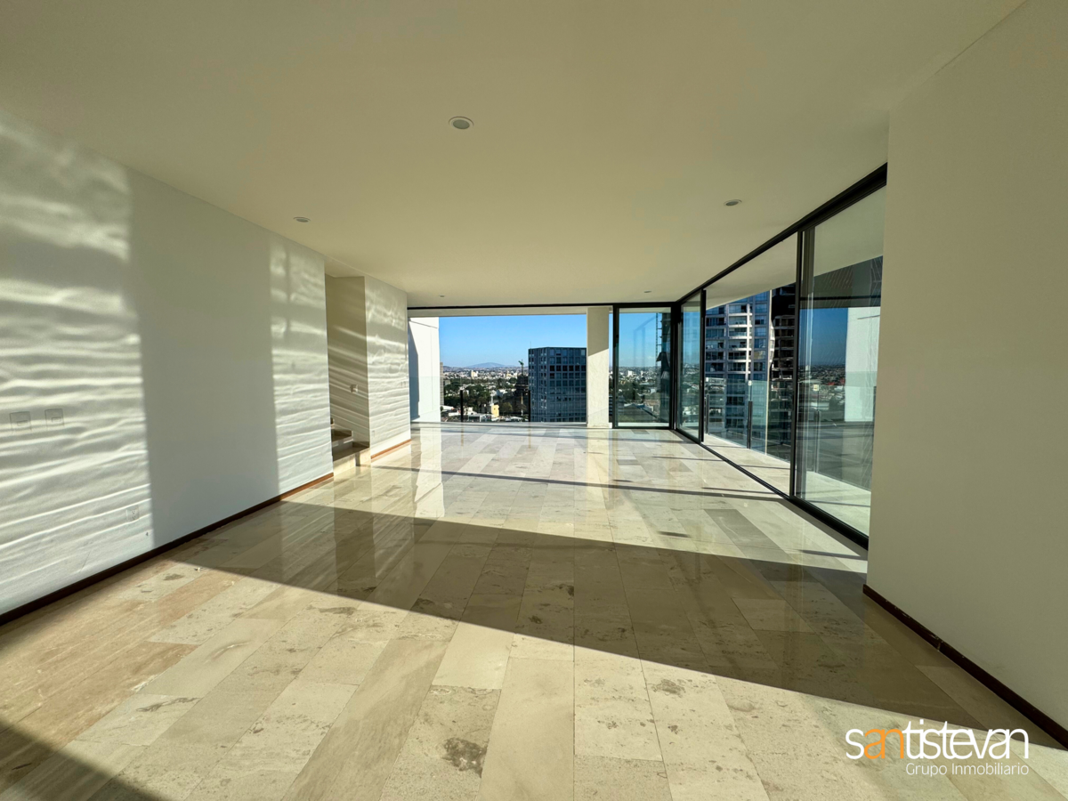 6 de 28: Penthouse en Venta en Country Club Guadalajara.