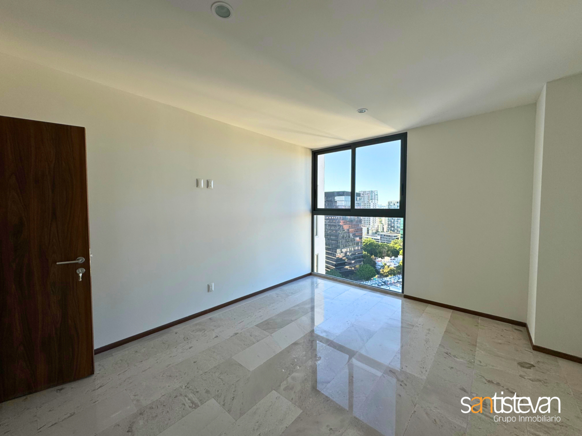 15 de 28: Penthouse en Venta en Country Club Guadalajara.