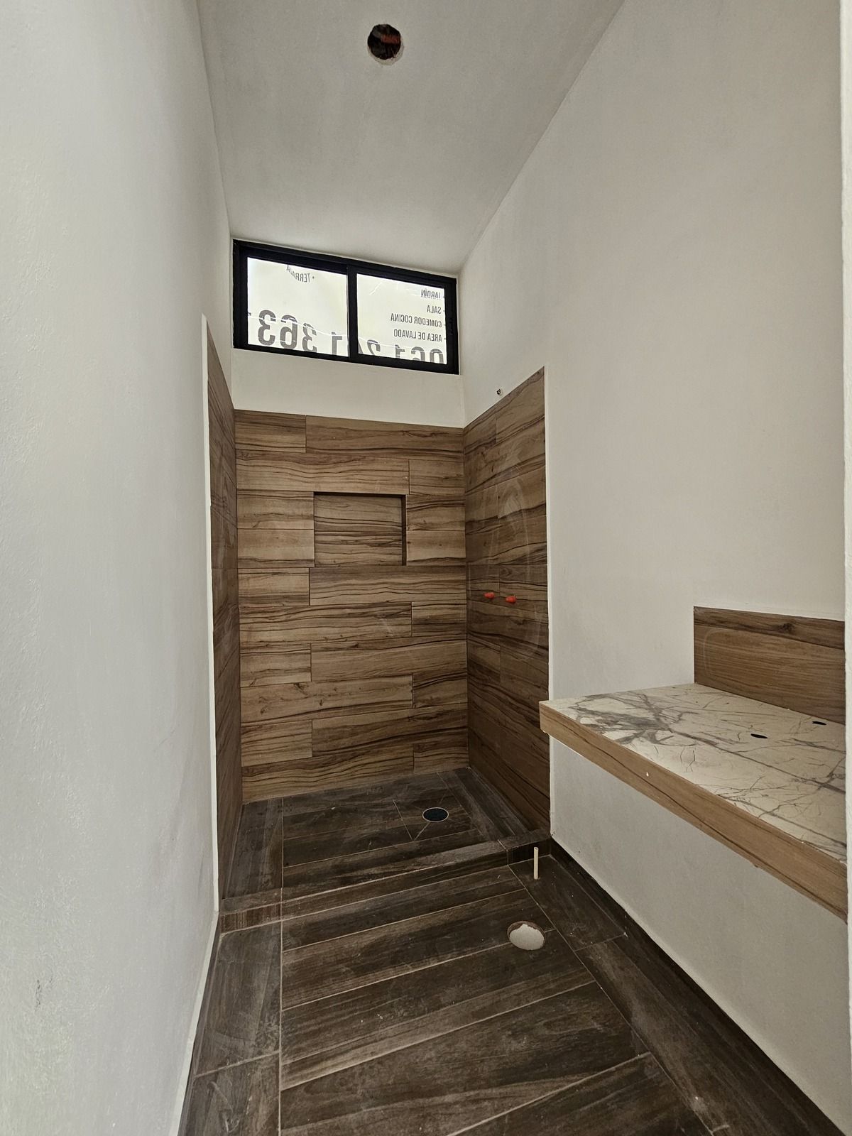 8 de 20: Baño comoleto
