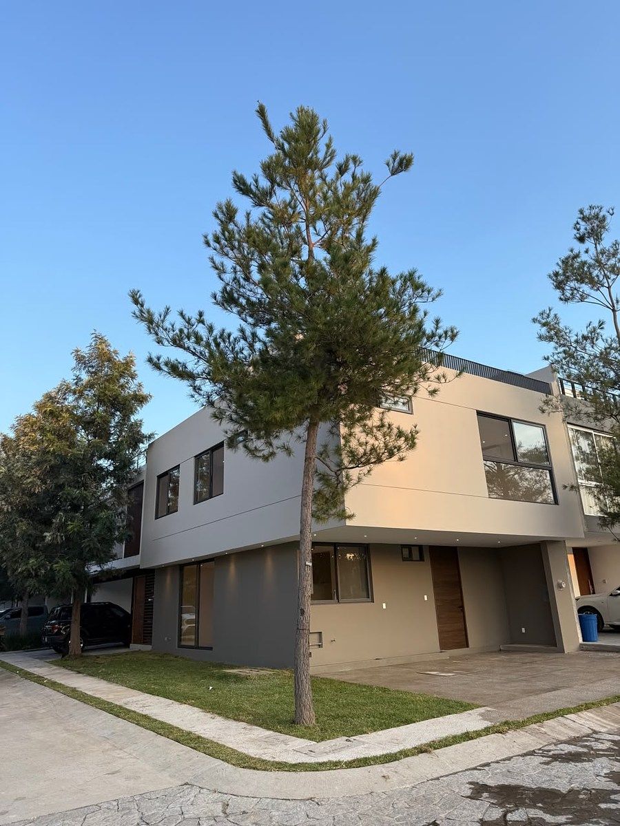 Casa em Solares, Zapopan, foto 2 de 17