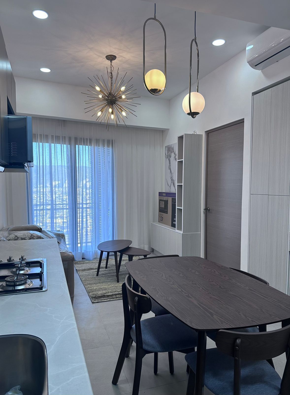 2 of 11: sala-comedor