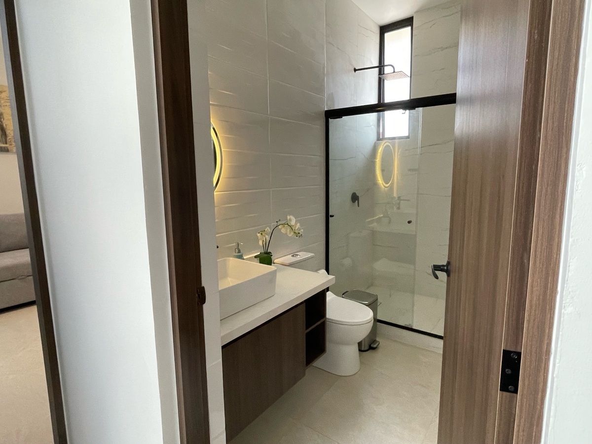 Baño completo de planta baja