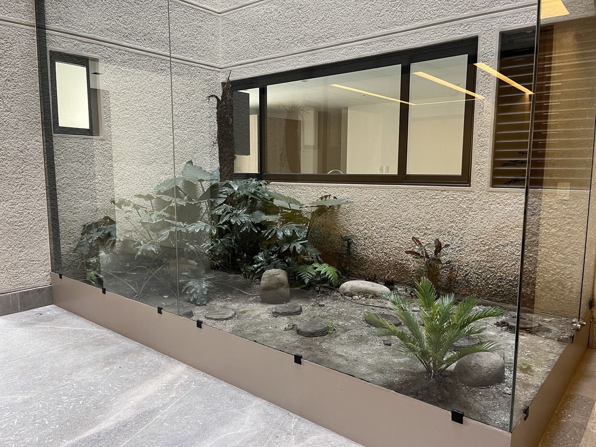 4 de 27: pasillo areas comunes