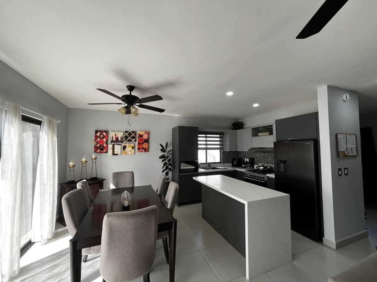 3 de 22: Comedor y cocina