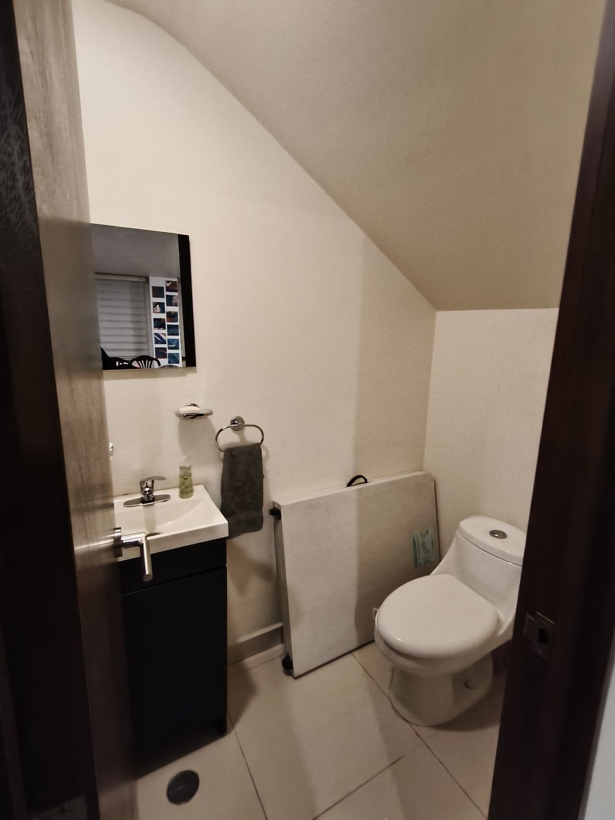 8 de 31: Baño visitas