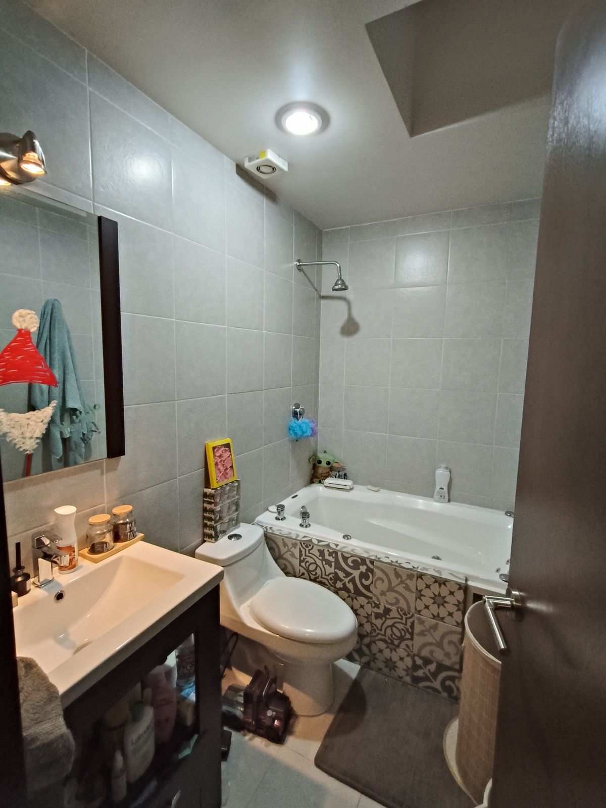 11 de 38: Baño recámaras secundarias