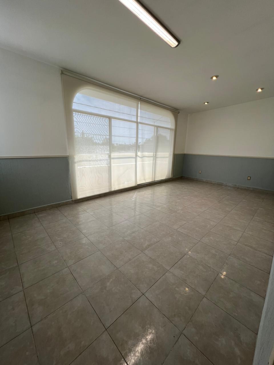 5 de 8: Sala de Juntas