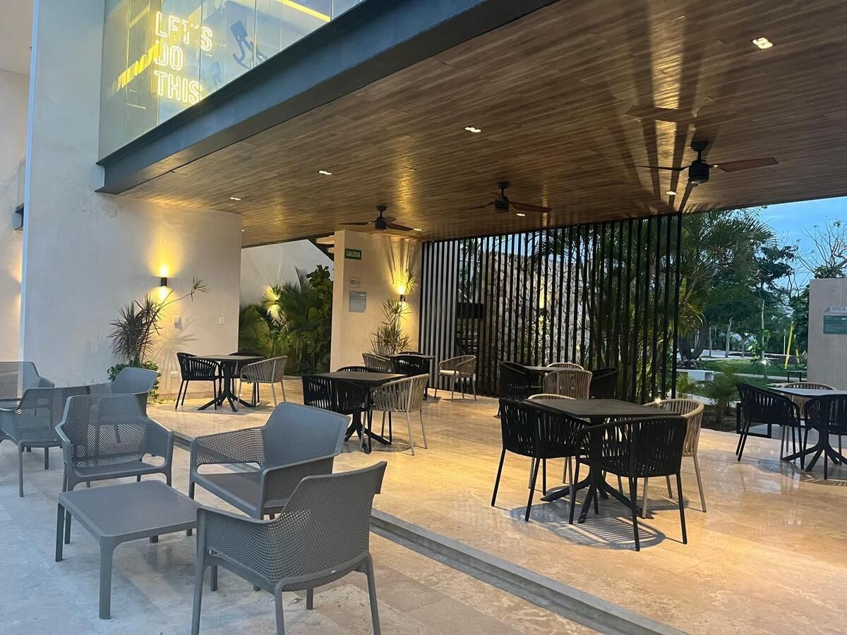 9 de 16: CASA CLUB AREA SOCIAL