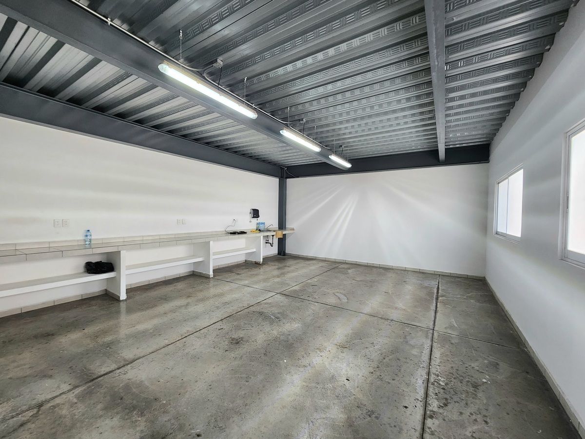 Renta o Venta Nave Industrial en Queretaro.