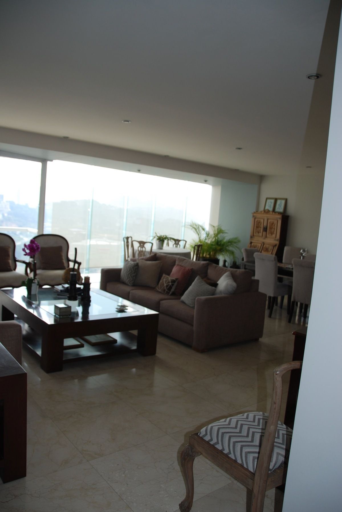 5 de 35: Sala Comedor