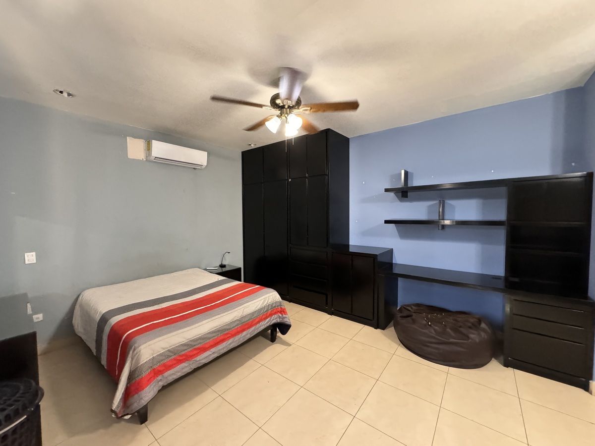 36 of 49: Recamara 2 Planta Alta