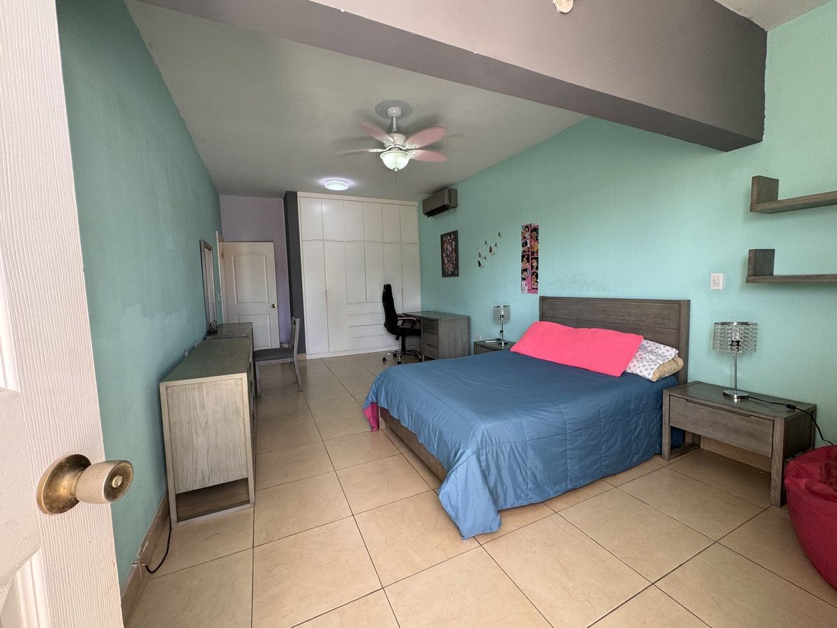 32 of 49: Recamara 1 Planta Alta