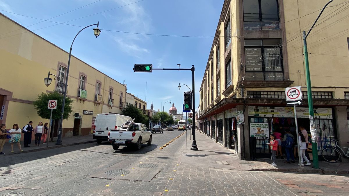 4 de 23