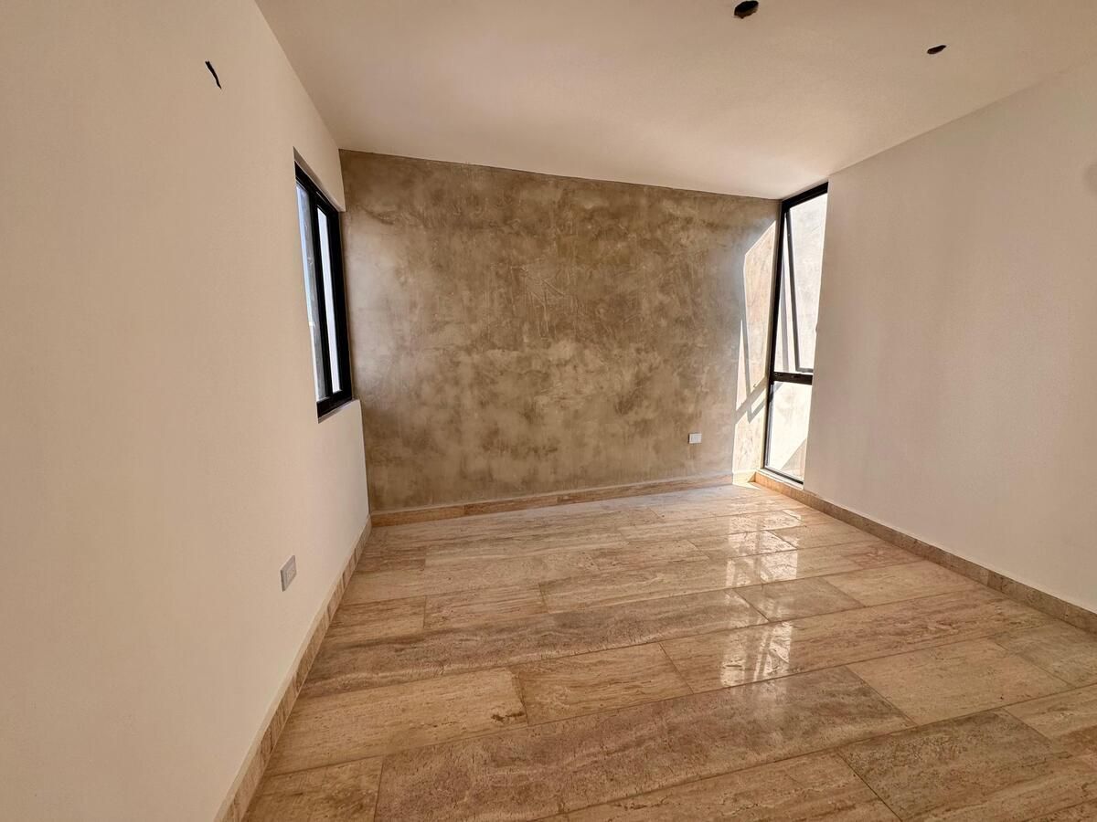 14 de 23: CASA MUESTRA