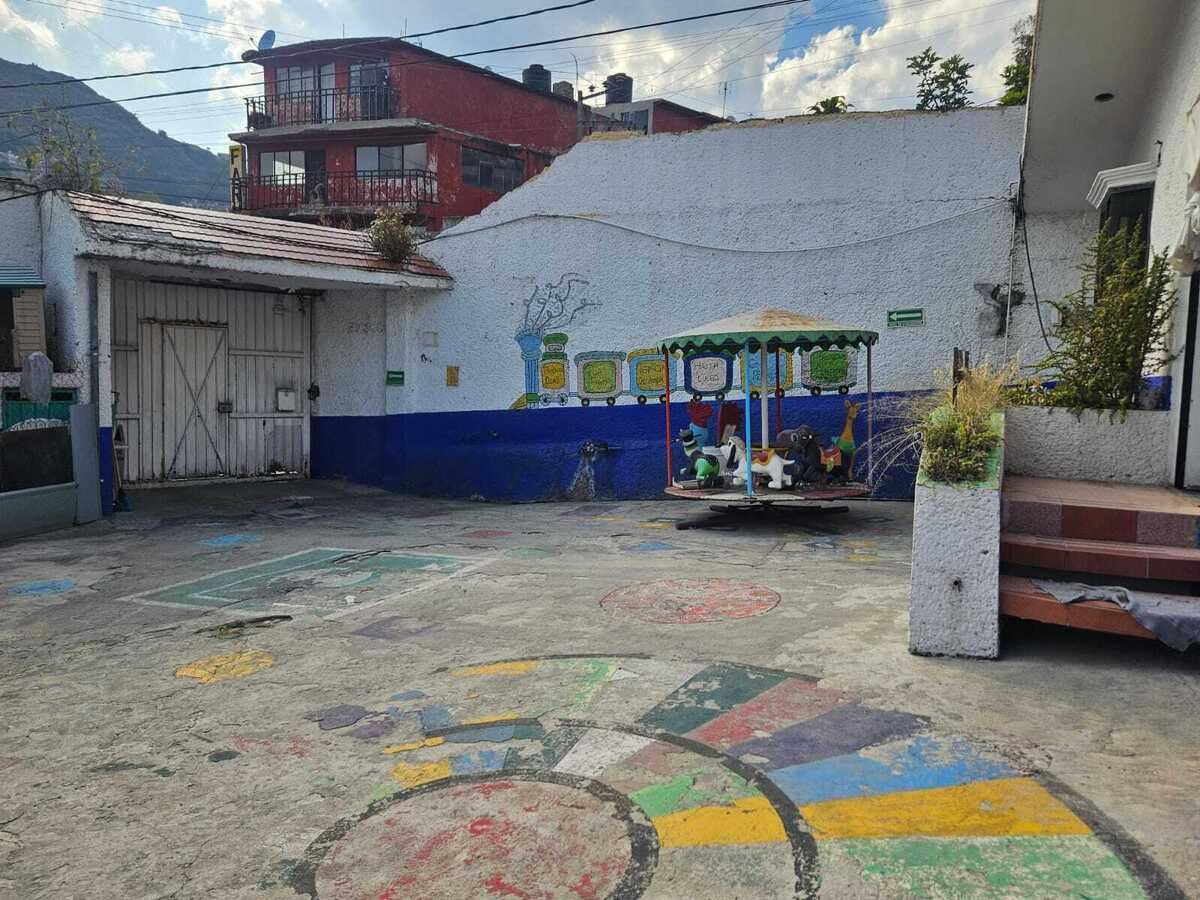 4 de 32
