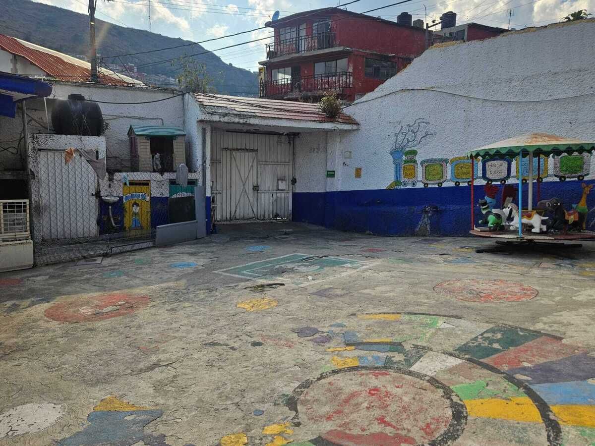 3 de 32