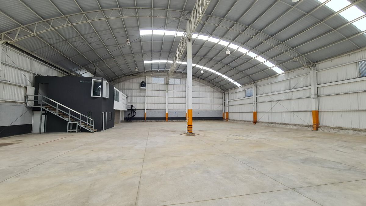 7 de 18: Renta Bodega Industrial  1,400 m2  50 kvas, Queretaro