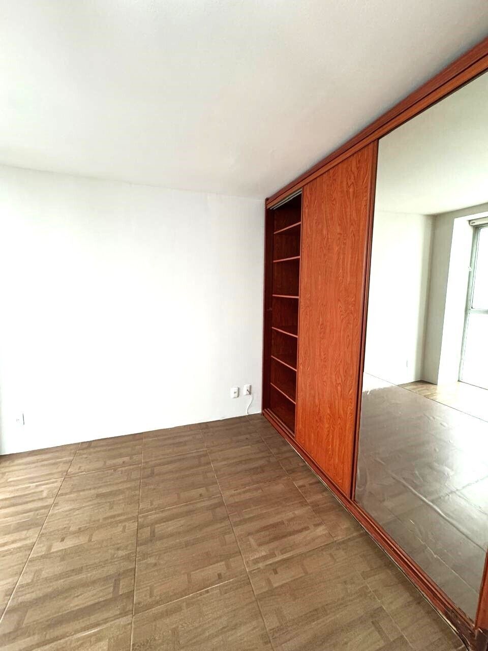 7 de 17: Closet recámara 1