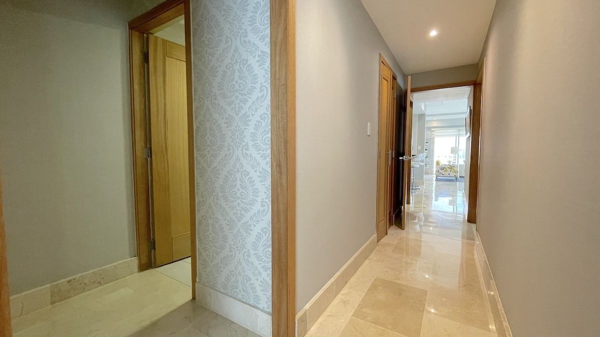 31 de 33: Pasillo de circulación