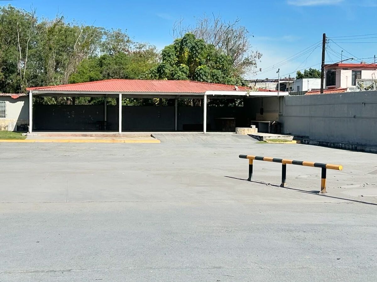 Prédio industrial em Balcones del Norte III, Apodaca, foto 9 de 10