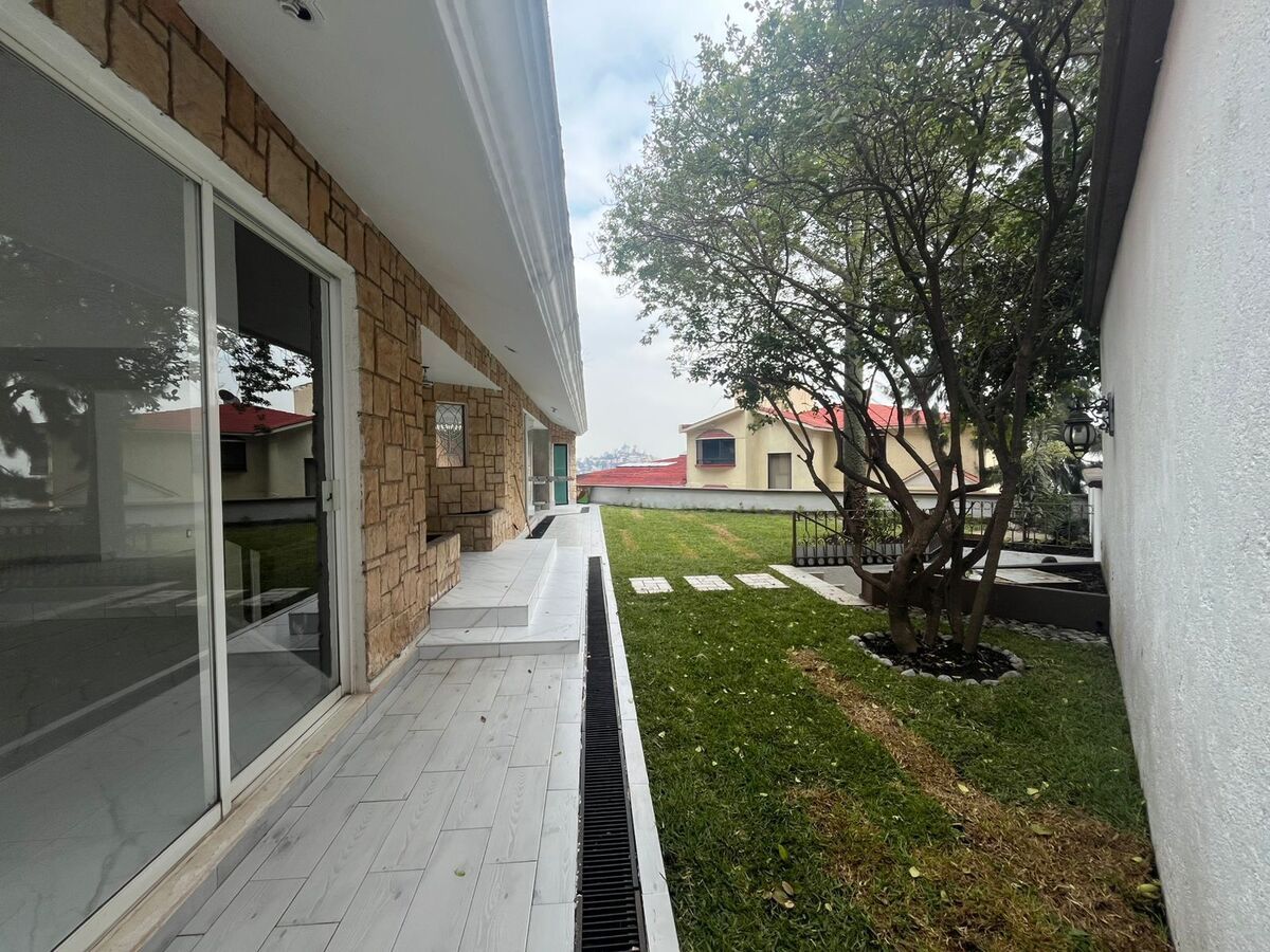 Hermosa CASA acogedora con áreas verdes y céntrica - foto 5